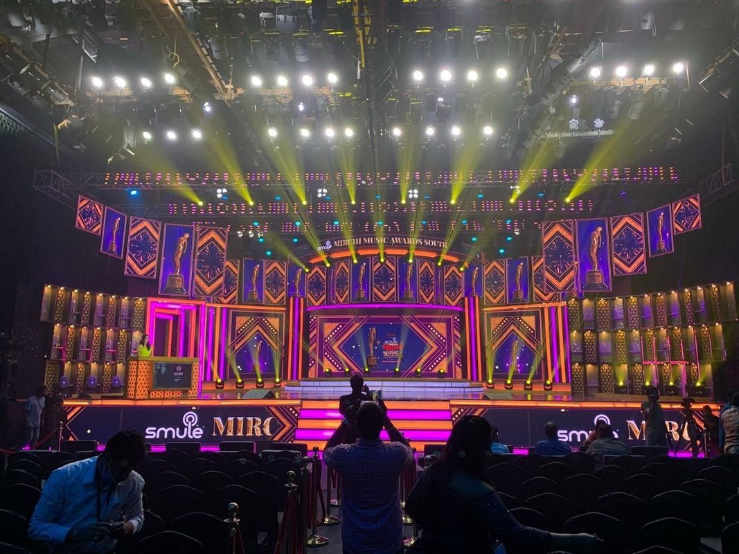 P3.91 P10.4mm আউটডোর Mesh LED Didsplay Screen For Rental / Concert Launch Event (আউটডোর জাল LED ডিডস্প্লে স্ক্রিন ভাড়া / কনসার্ট লঞ্চ ইভেন্টের জন্য)