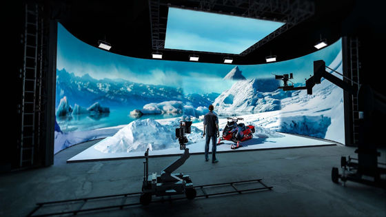 ব্যাকগ্রাউন্ড এক্সআর এলইডি ডিসপ্লে P2.6 ভার্চুয়াল শুটিং এলইডি স্ক্রিন বিবাহের মঞ্চের সজ্জা জন্য