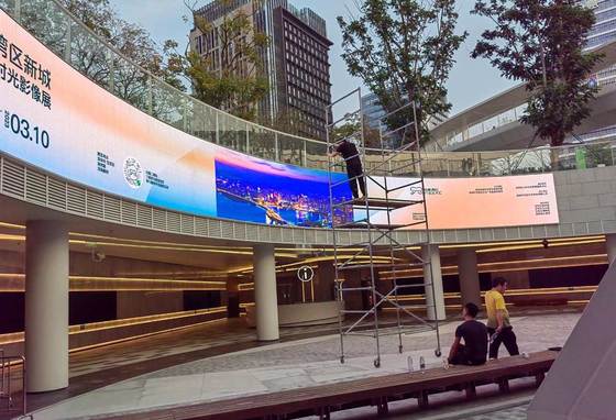 স্টক উচ্চ মানের ইনডোর এবং আউটডোর P2 P2.5 P2.6 P3.9 ফুল কালার LED ডিসপ্লে মডিউল / স্ক্রিন